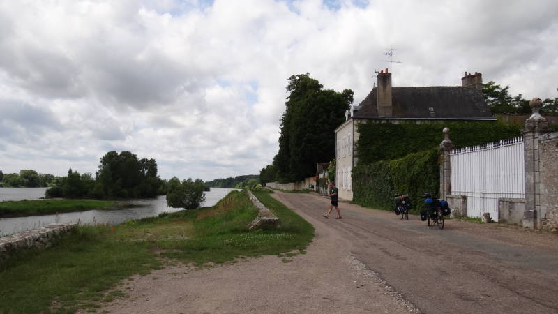 Cour sur Loire